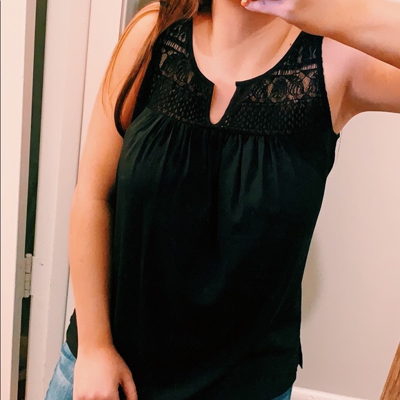 New York & Company Tops - Women's NEW YORK AND COMPANY black large tank top